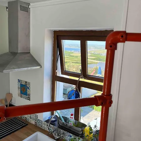 Hillside Hideaway شقة اهينتش