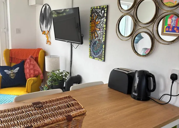 Hillside Hideaway 아파트