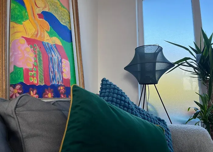 Hillside Hideaway Διαμέρισμα